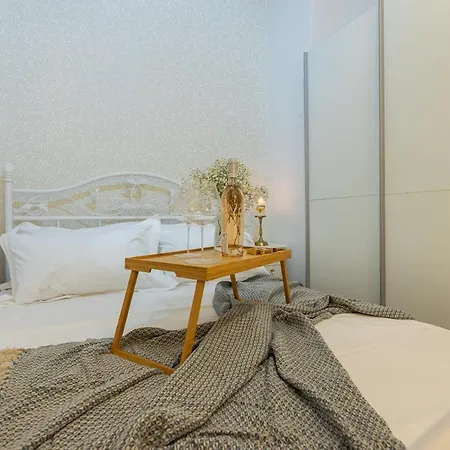 Oasis Luxury With Terrarce And Jacuzzi * Split