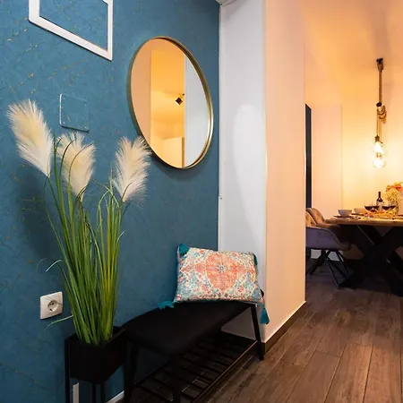 Apartament Oasis Luxury With Terrarce And Jacuzzi *