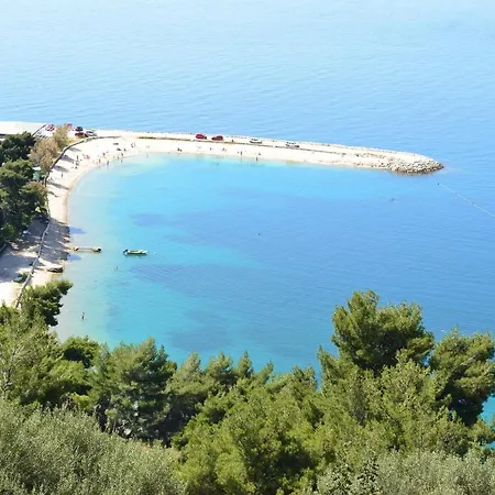 Apartament Oasis Luxury With Terrarce And Jacuzzi *