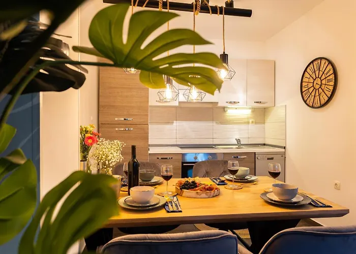 Oasis Luxury With Terrarce And Jacuzzi アパート *