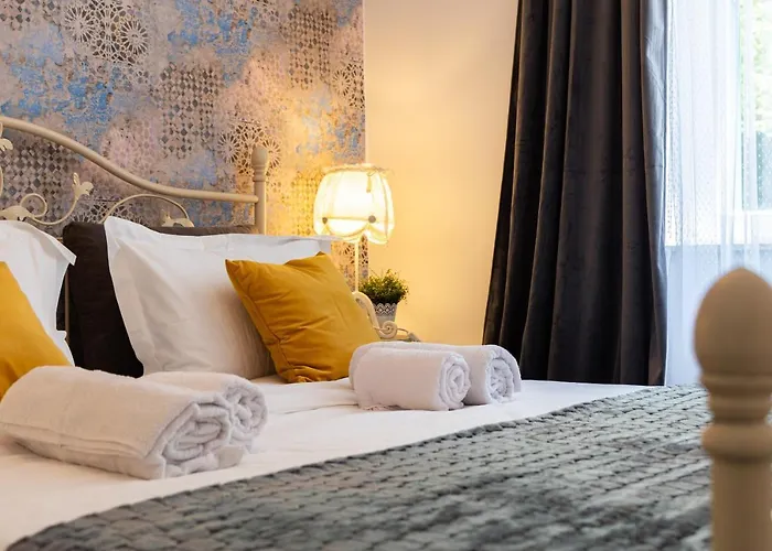 Oasis Luxury With Terrarce And Jacuzzi スプリト