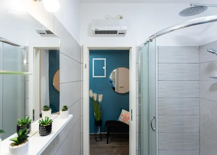 Oasis Luxury With Terrarce And Jacuzzi * スプリト