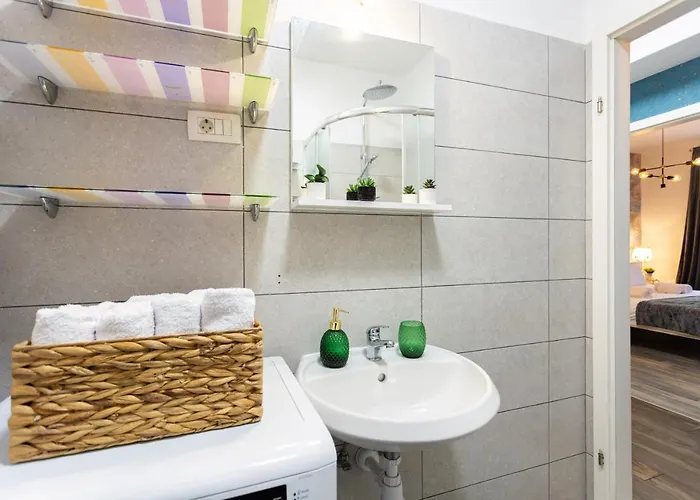 Oasis Luxury With Terrarce And Jacuzzi *